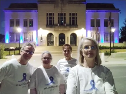 Saint julien en bleu avec adherents