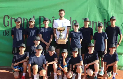 Groupe ramasseurs balles