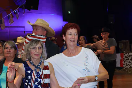 53280361994 40156f94eb z