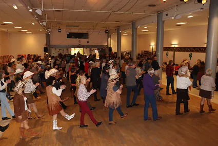 53353368068 cbb4a456b6 z