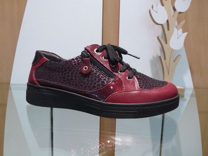 H23262 suave florence sport lacet rouge auxpiedssensibles chaussures com