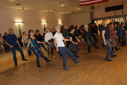 53470400110 94f0474d44 z