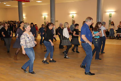 53469078697 750329898c c