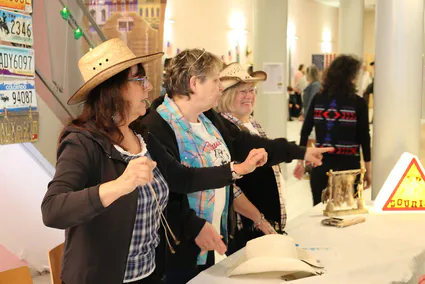 54449654328 79f6d24d4a c