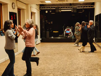 E27ec09b 0f0e 45d2 9d59 d4dbd4290629 1