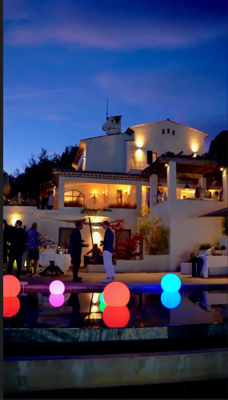 27b814cc 2c64 4bc1 b82f 8ceeb933d29f