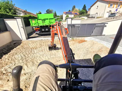 242109146 4320688691348526 8173919499299358141 n