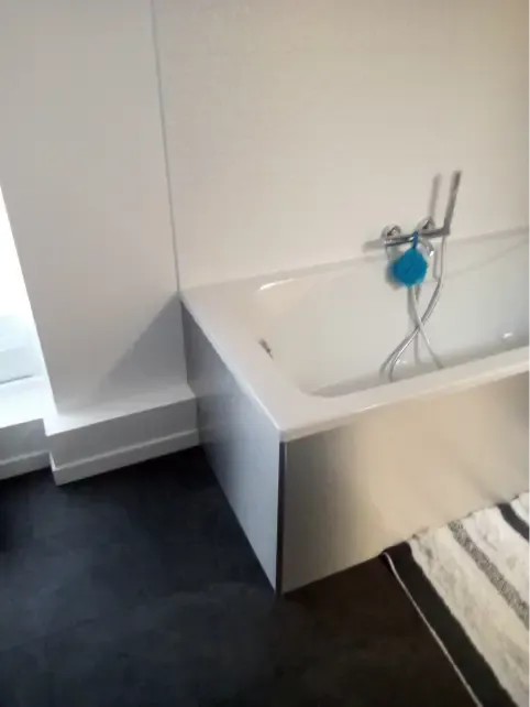 Pose sol pvc clipsable salle de bain
