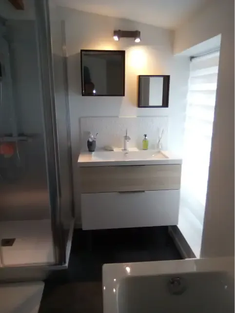 Installation meuble vasque reze