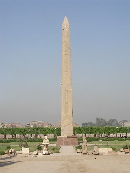 Obelisque de senusert1