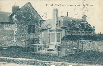 Bouafles le monument et le chateau 1925