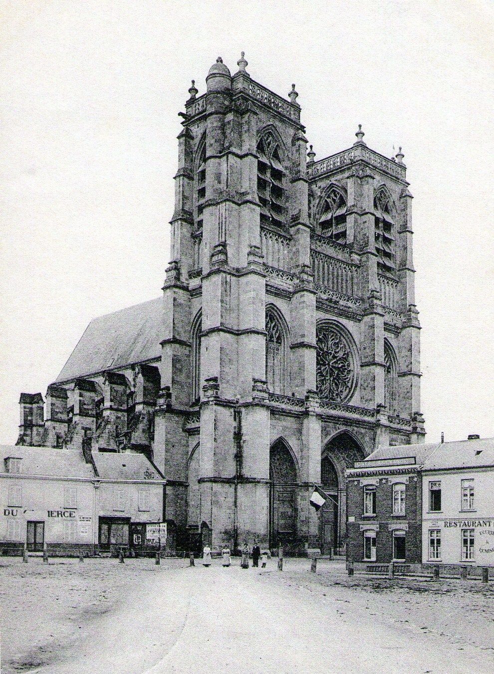 + Abbatiale de CORBIE, Place THIERS / CPA