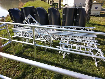 Sttucture naukit demontee