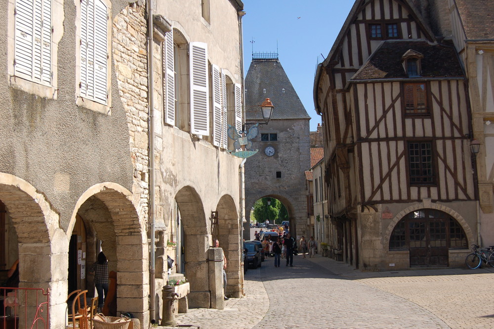 Noyers plus beau village de France