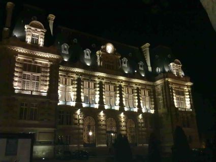 Ayuntamiento de versalles de noche peque combo 2 de mayo de 2011 4