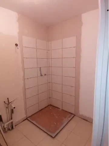 Reprise des murs a reze