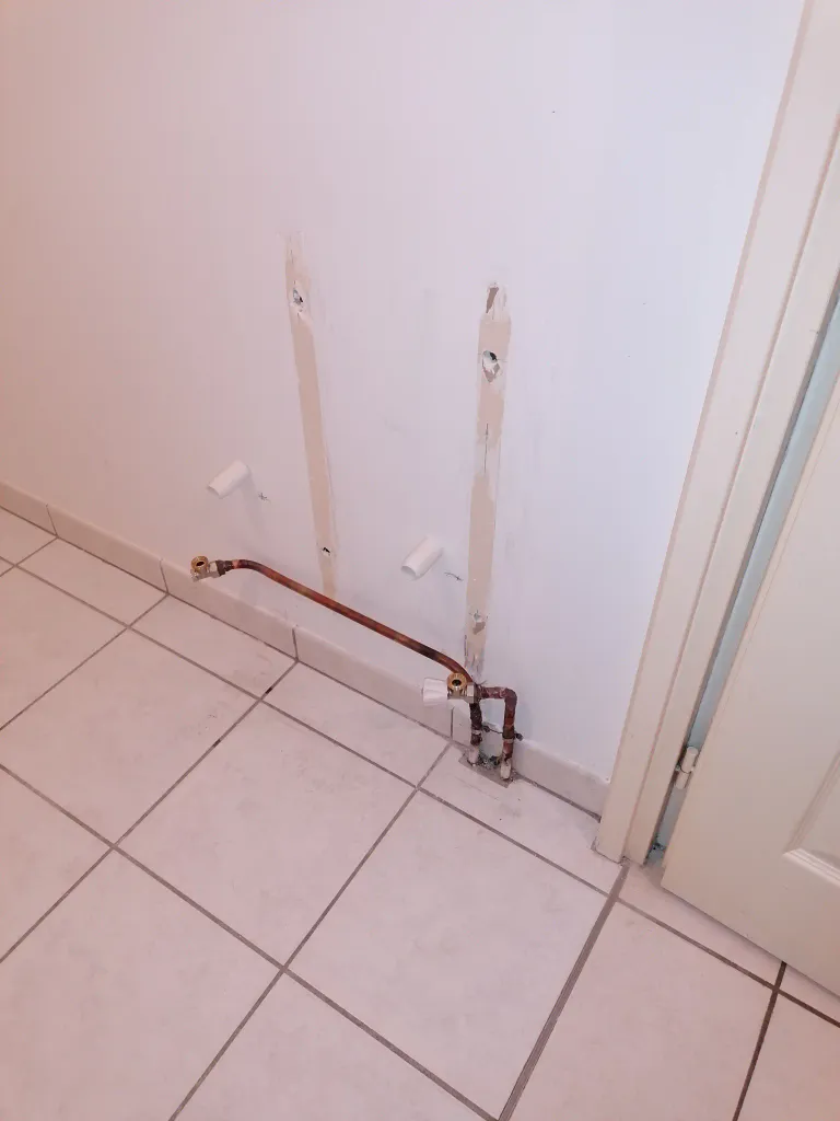 Modification plomberie radiateur pour installation seche serviette eau chaude a vertou 44