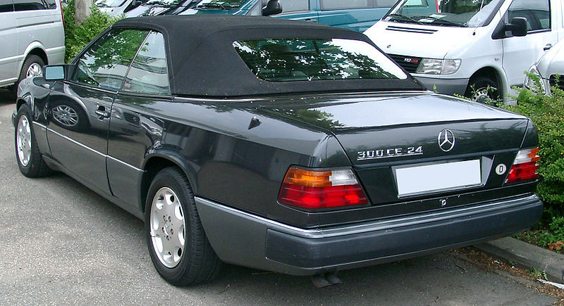 800px mercedes w124 cabrio rear 20070609