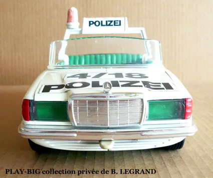 Detail mercedes 280 se 1 4