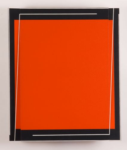 Rectangle rouge ouvert, 2006  bois, toile, acrylique  57 x 47 x 8 cm  © Béatrice Hatala 