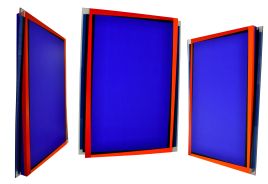 Bleu et angles rouge et orange, 2011  acrylique, laque, plexiglas, bois, toile  104,5 x 76 x 7 cm ©Espace Meyer Zafra