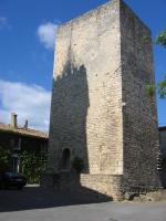 La tour du guet à Tresques