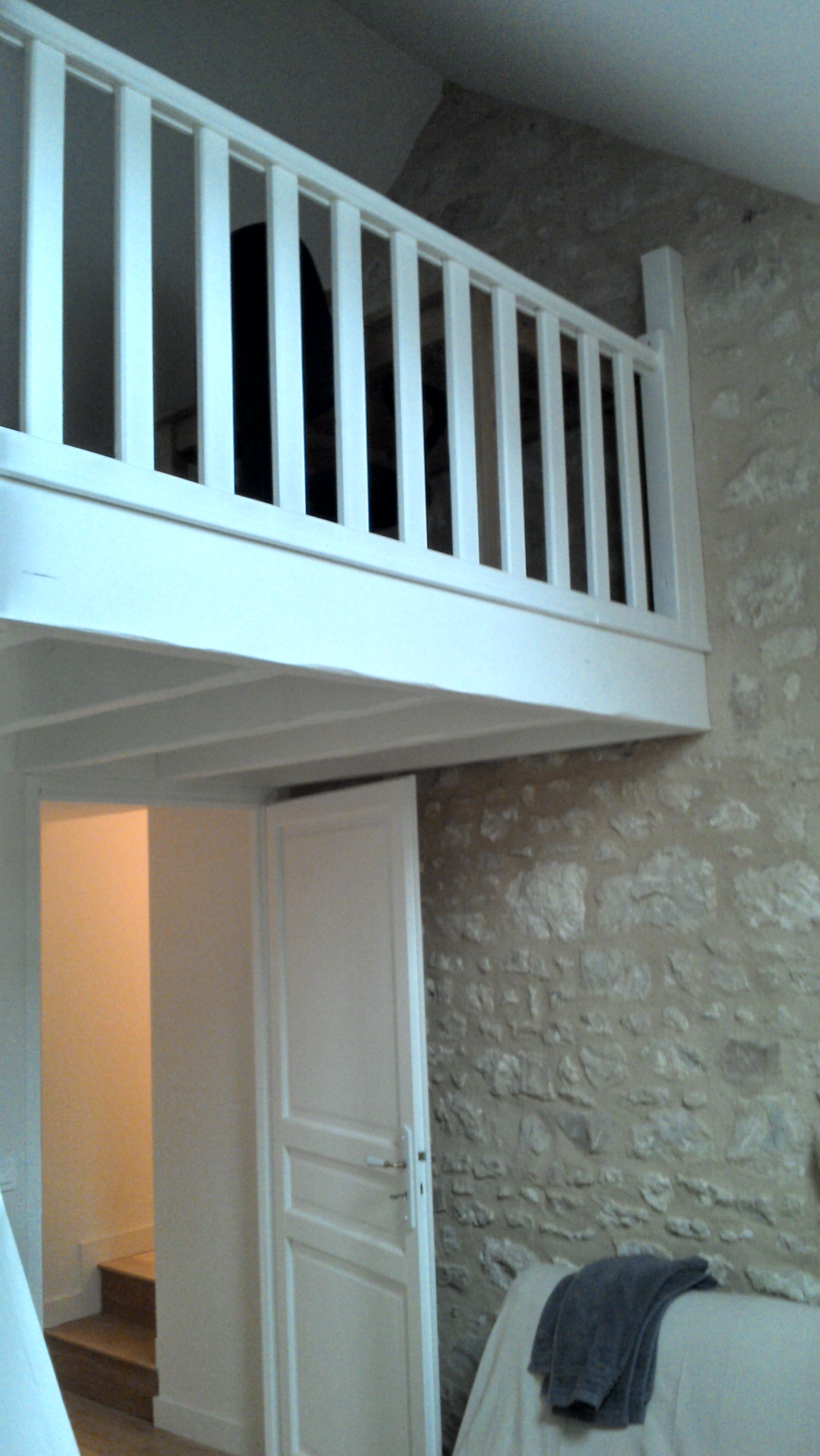 Plancher avec rambarde