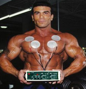 les bodybuildeurs apprécieront l'éléctrostimulateur en complément de l'entrainement de musculation  