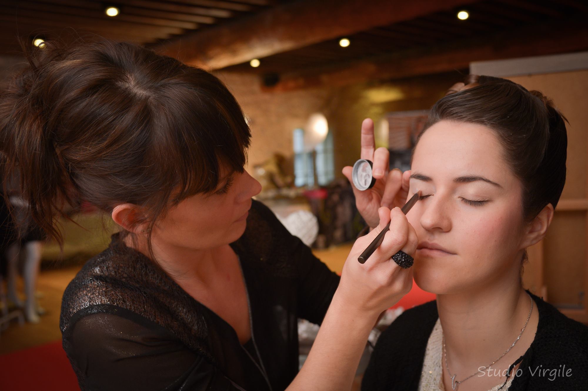 VBeauty MAKE UP Maquilleuse Professionnelle 