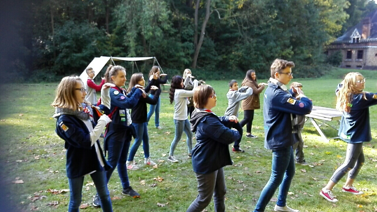 20151011 100 ans les guides animation zumba edwige 54 