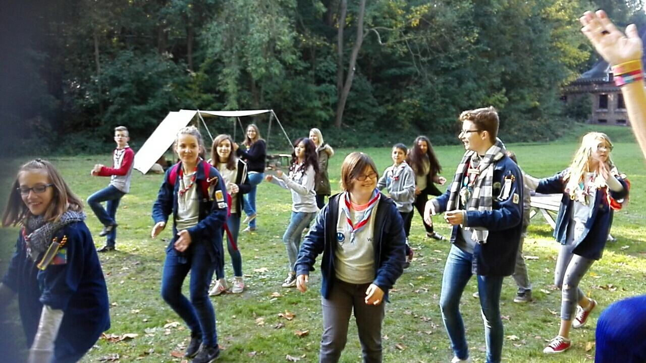 20151011 100 ans les guides animation zumba edwige 55 