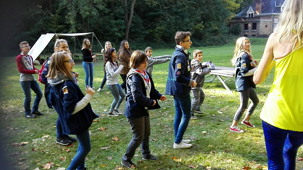 20151011 100 ans les guides animation zumba edwige 59 