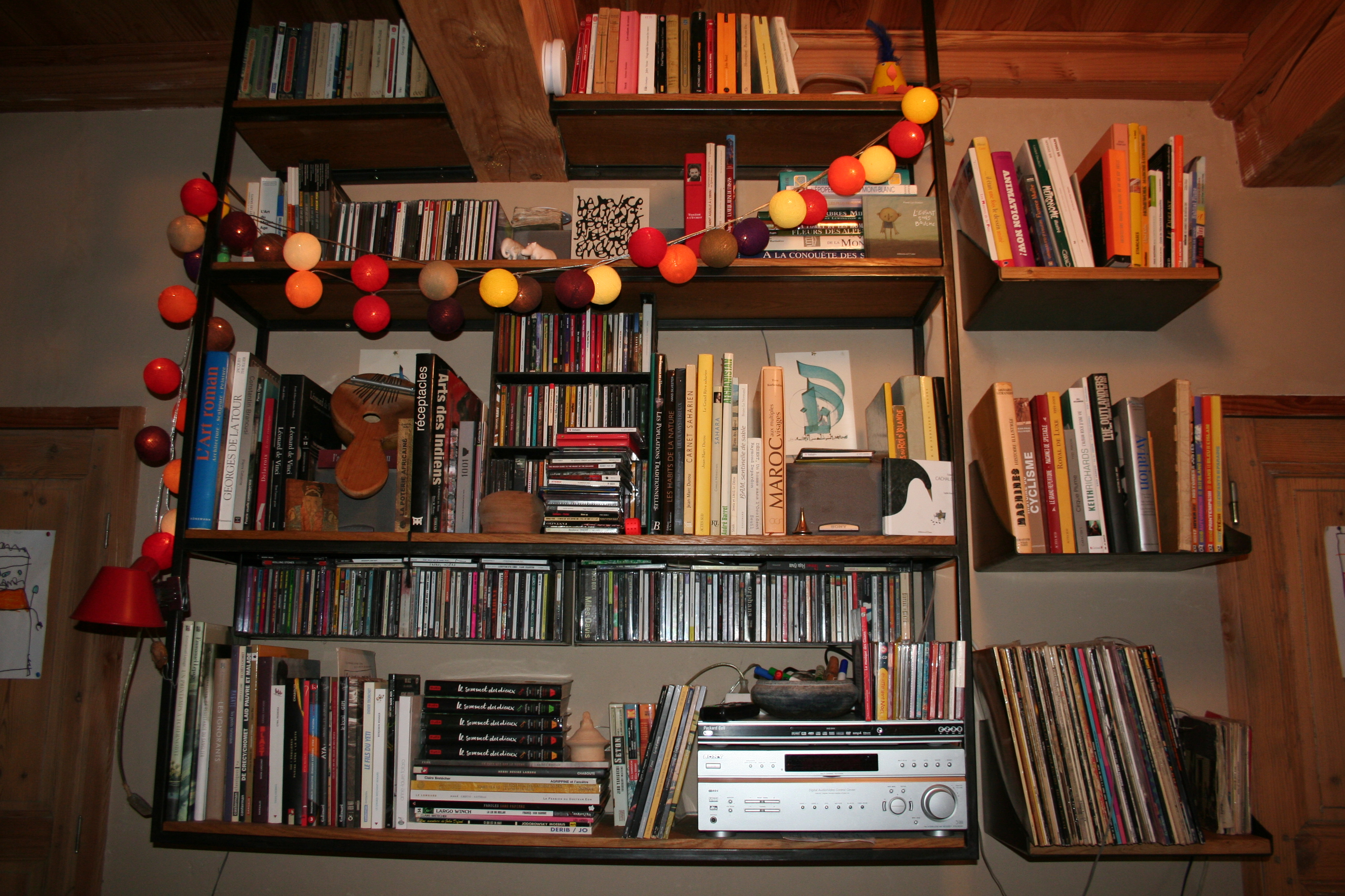 Bibliotheque metal