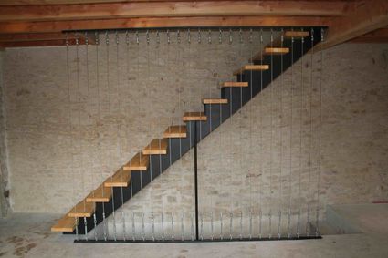 Escalier metal frene1