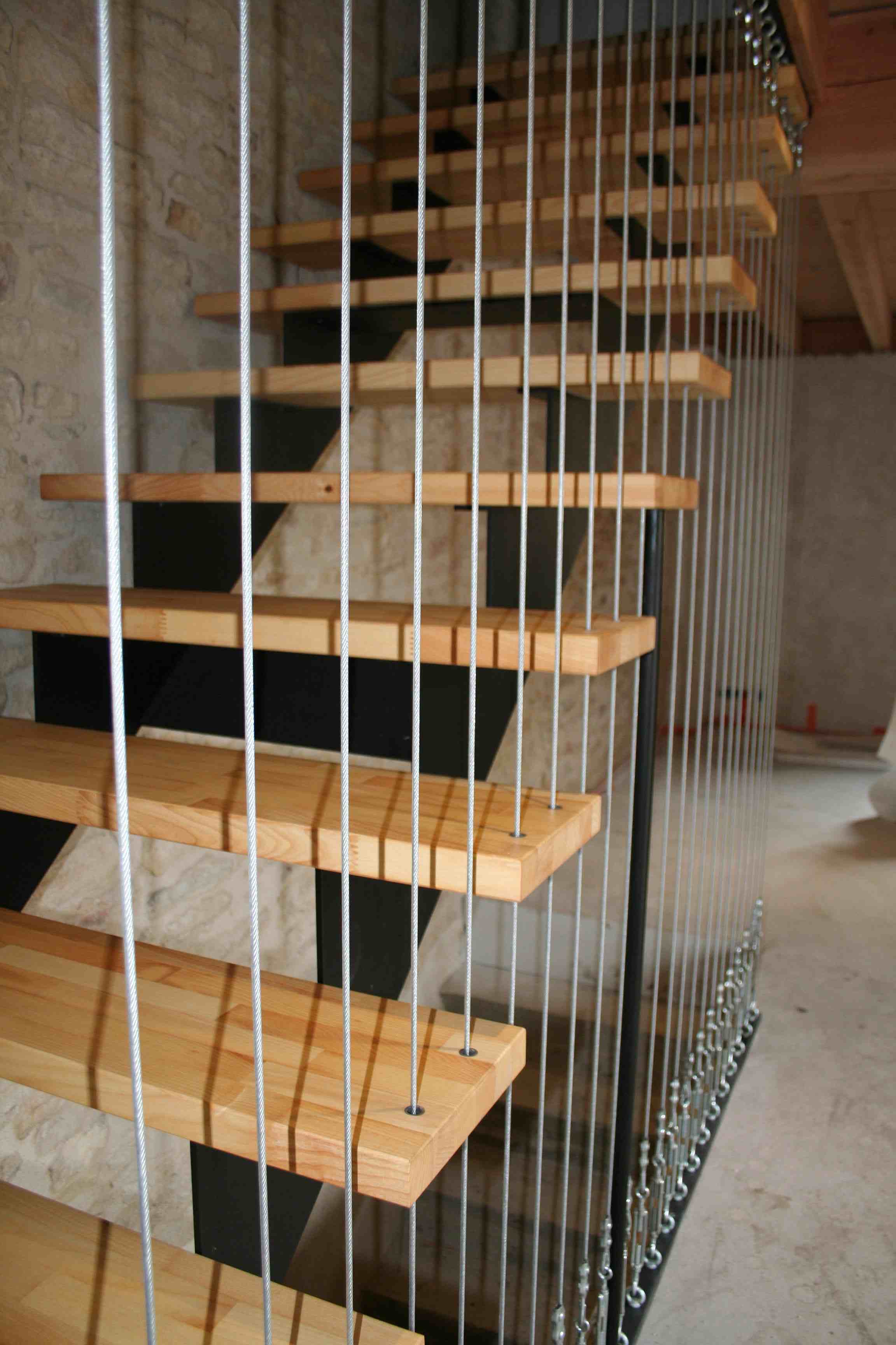 Escalier metal frene2