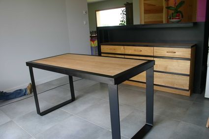 Table metal bois