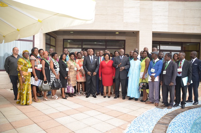 Photo de famille Hôtel Djeuga Palace