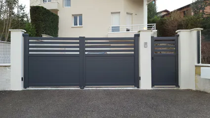 Portail fermeture securite