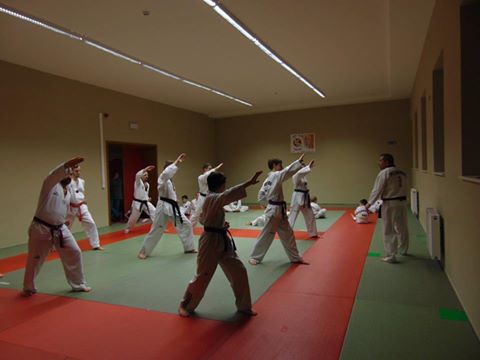 Salle Chievres 1