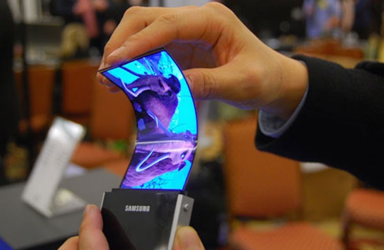 Samsung smartphone pliable 1