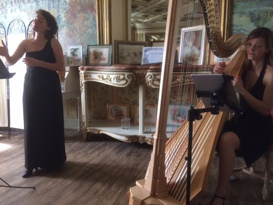 Recital Claire PIGEOT Soprano
Valéria KAFELNIKOV Harpe
le 28 mai 2017
Hôtel de France et de Guise de BLOIS