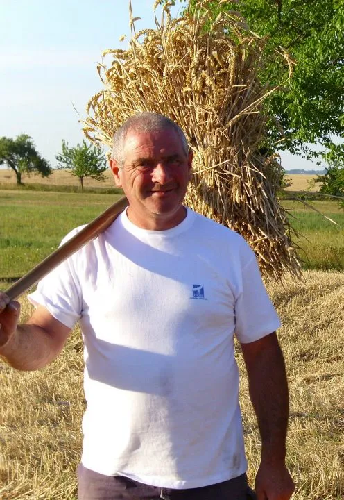 421753 3489290349940 585891266 n 2