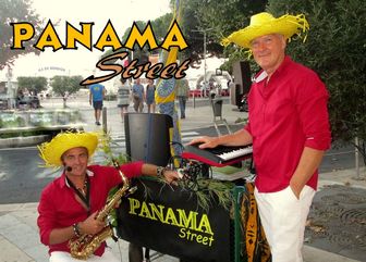 panama street - musiciens de rues - artistes de rues - batucada - macadam - pania - fanfare moderne - orchestre de rue - musique déambulatoire - 