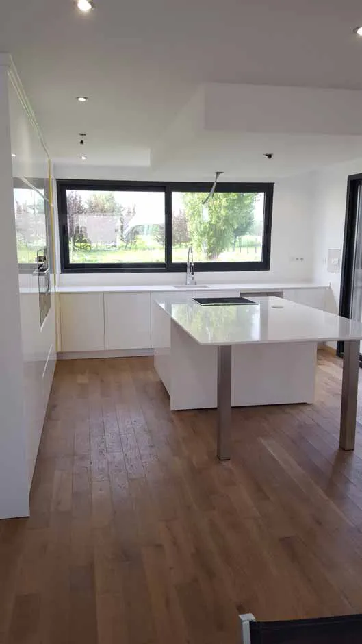 Cuisine laque quartz blanc