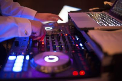 Professionalg dj services average cost istock 30507516 large of lake county il 1024x684