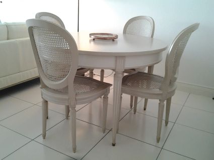 Refection restauration relooking fauteuil meuble table 10 tapissier decorateur bordeaux saint medard en jalles atelier les renaissances
