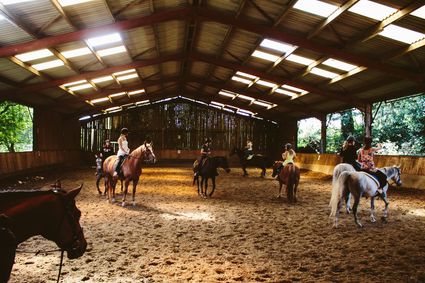 Cours d'équitation au Centre équestre Le Mont de la Louve ( débutant à confirmé )