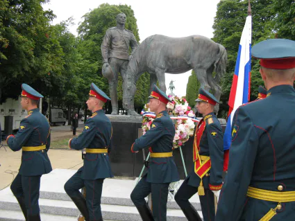 Monumentcorpsexpedirussemoi 046