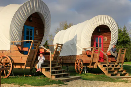 Chariot pionnier les etangs du moulin a suzy 1
