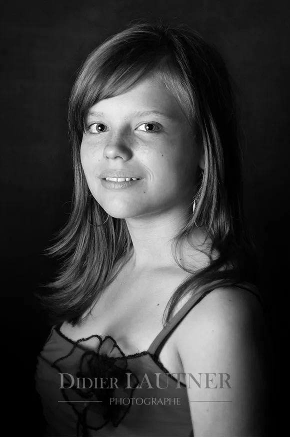 Pict6228 noir et blanc fond modifie